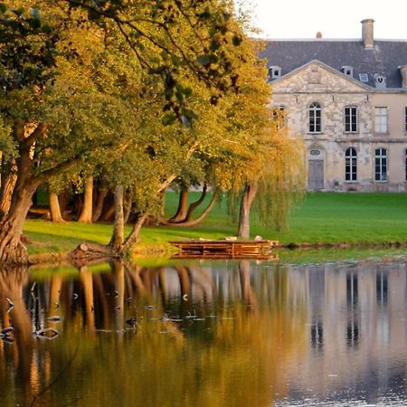 Abbaye De Blanchelande Bed & Breakfast Neufmesnil Exterior photo