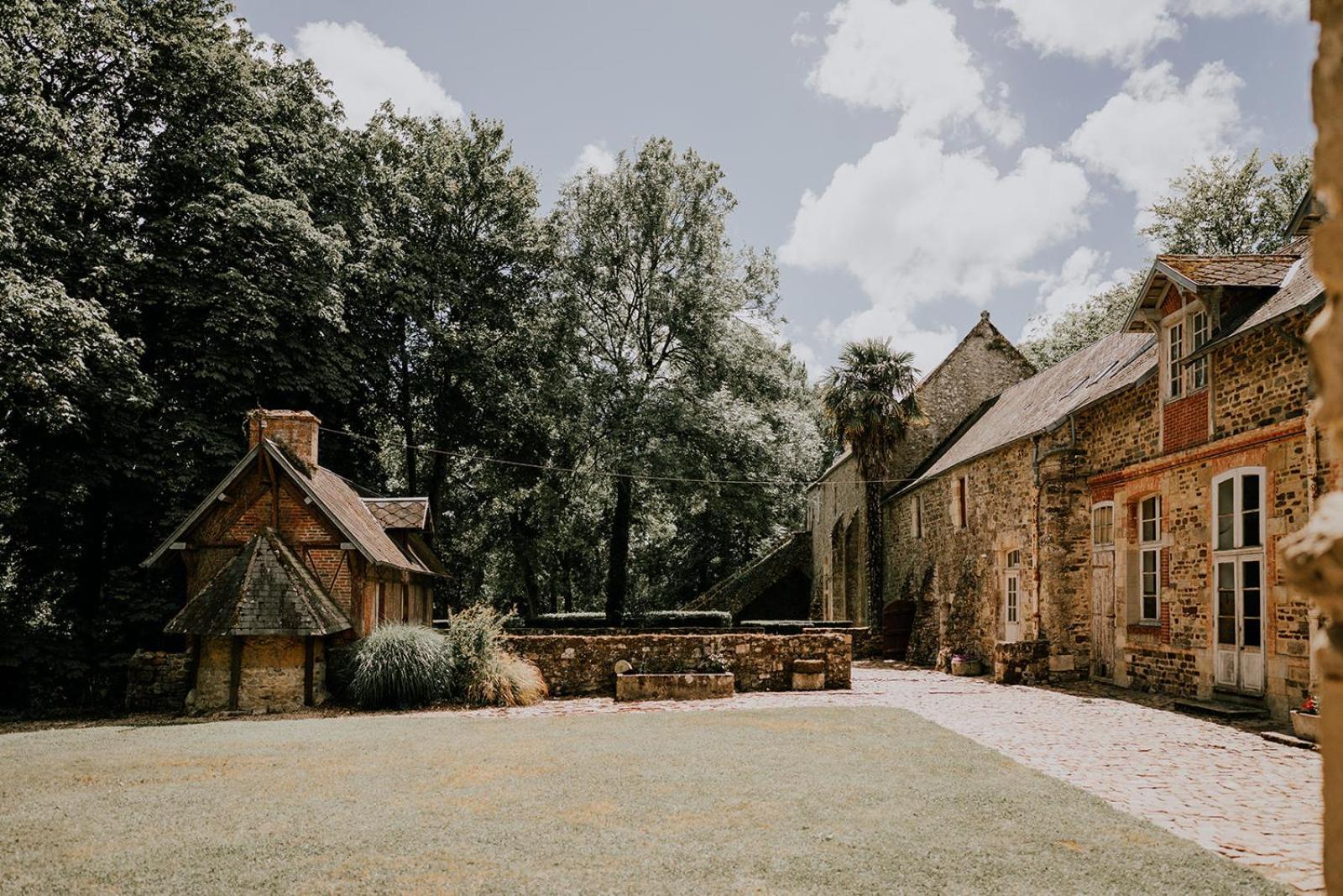 Abbaye De Blanchelande Bed & Breakfast Neufmesnil Exterior photo